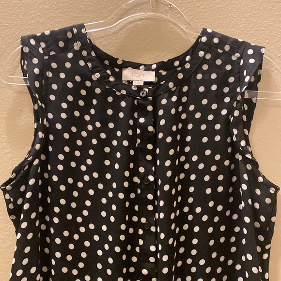 Loft Women’s Polka Dot Sleeveless Button Down Vneck Black/White Blouse Size M - Picture 2 of 9